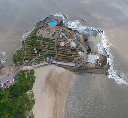 Diu Island, a popular coastal destination near Sasan Gir, offering pristine beaches, Portuguese architecture, and vibrant culture, perfect for a getaway from The Destiny Resort